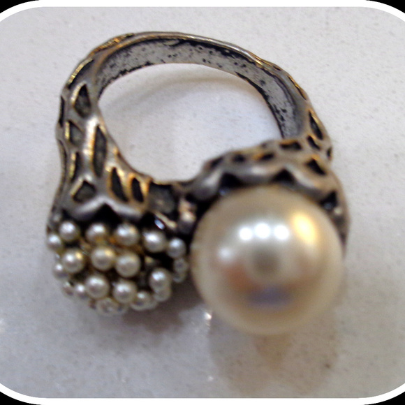VINTAGE EUROPEAN TOTEM ART IMITATION PEARL RING 7 - Picture 4 of 5